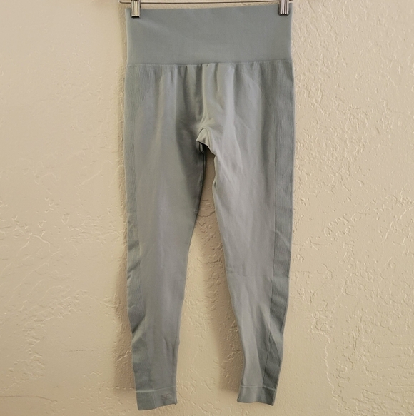 SET Active Leggings Size Medium - Picture 2 of 6